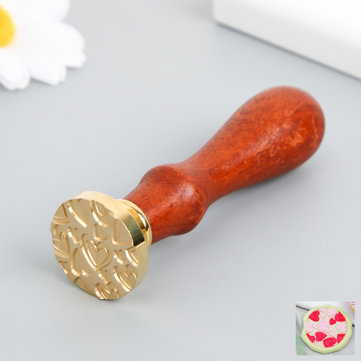 

Печать для сургуча с деревянной ручкой