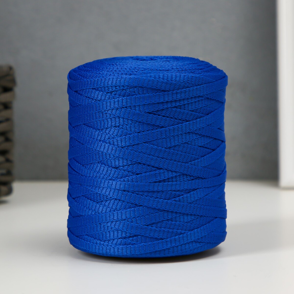 Шнур для вязания 100% полиэфир 5 мм цилиндр, 180 г, 140 м 20 - синий шнур для вязания 100% полиэфир 5 мм цилиндр 180 г 140 м 02 молочный