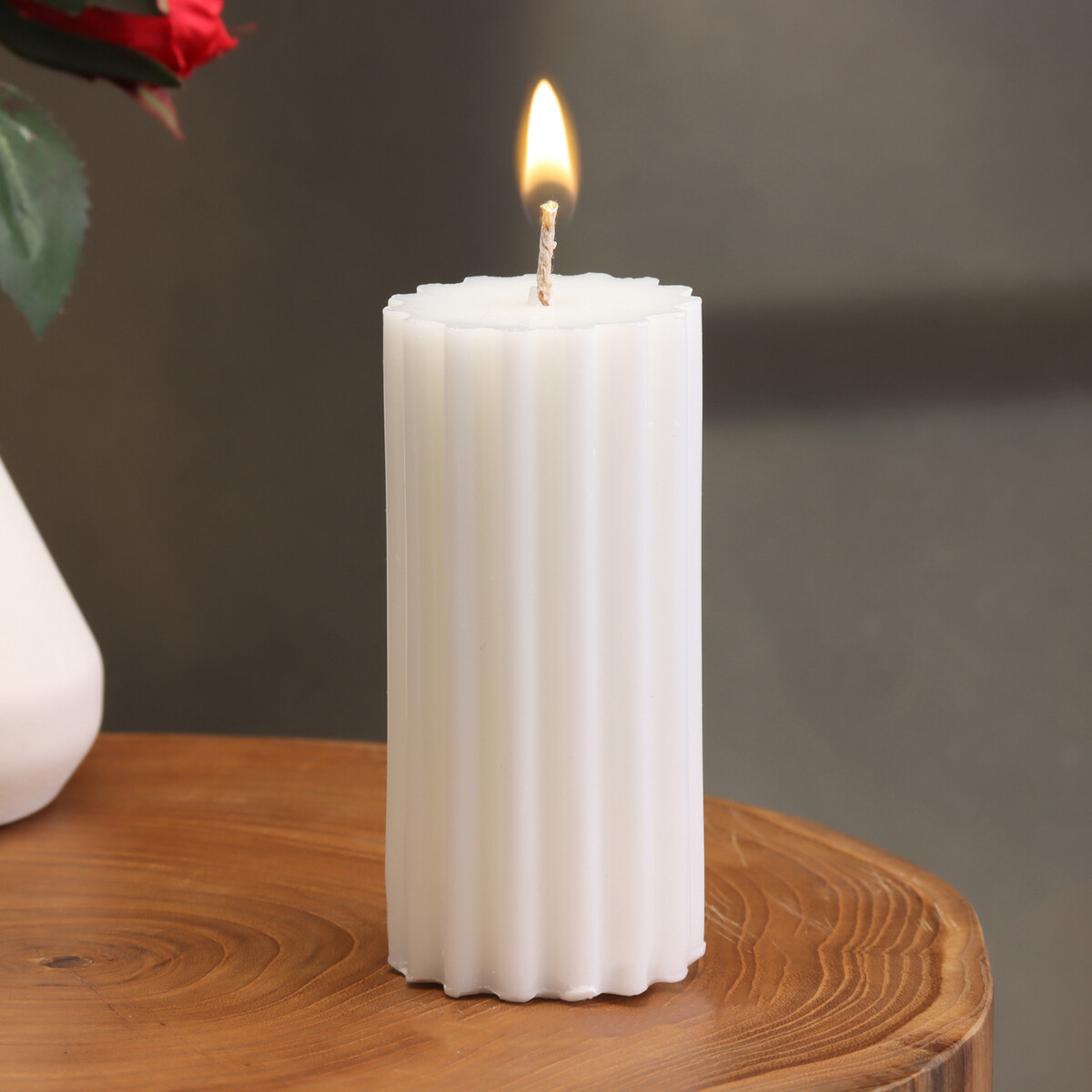 Свеча-цилиндр с ребрами, 5х10см., белая свеча цилиндр гладкая 6х7 5 см пальмовый воск белая 10 ч