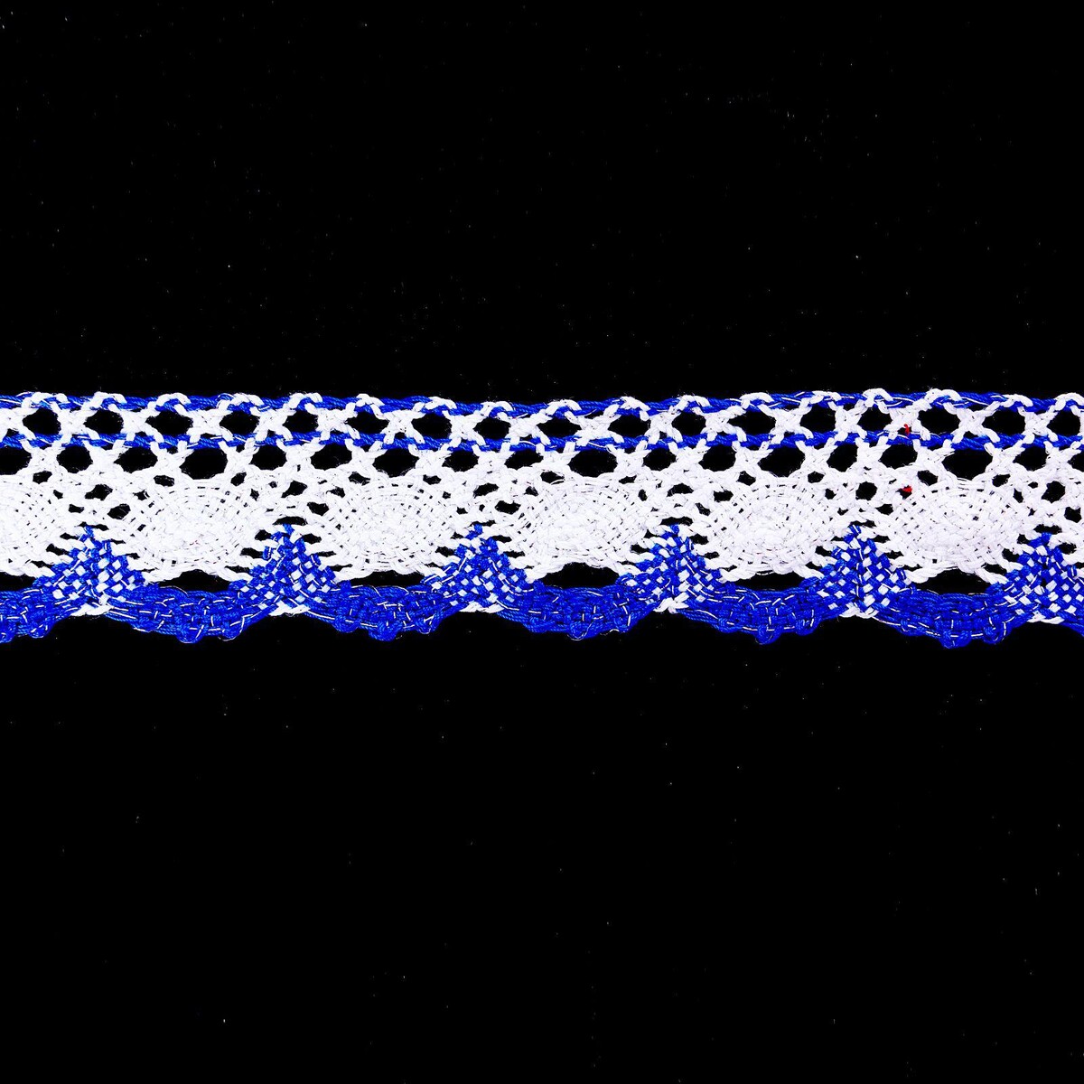 Тесьма плетеная, с люрексом 4,5 см., в рулоне 100 м., сине-белая скакалка гимнастическая с люрексом body form bf sk03 bf jrgl01 2 5м 150гр синий