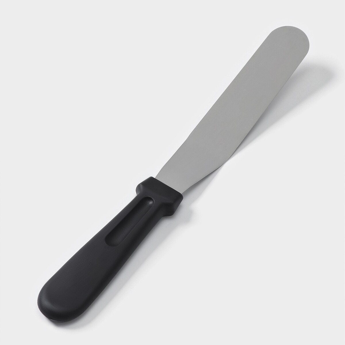 Лопатка-палетка с пластиковой ручкой, изогнутая, 26,7 см, рабочая часть 14,5 см, цвет черный