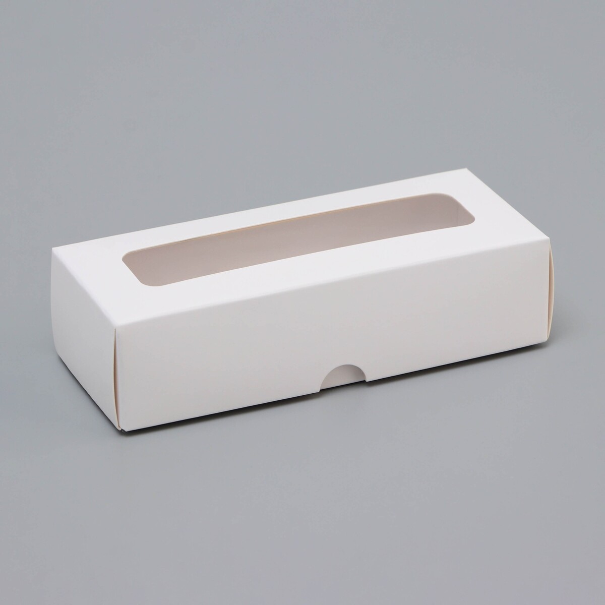 

Коробка для 3 конфеты, с окном, белый 13 x 5 x 3,3 см. кондитерская упаковка