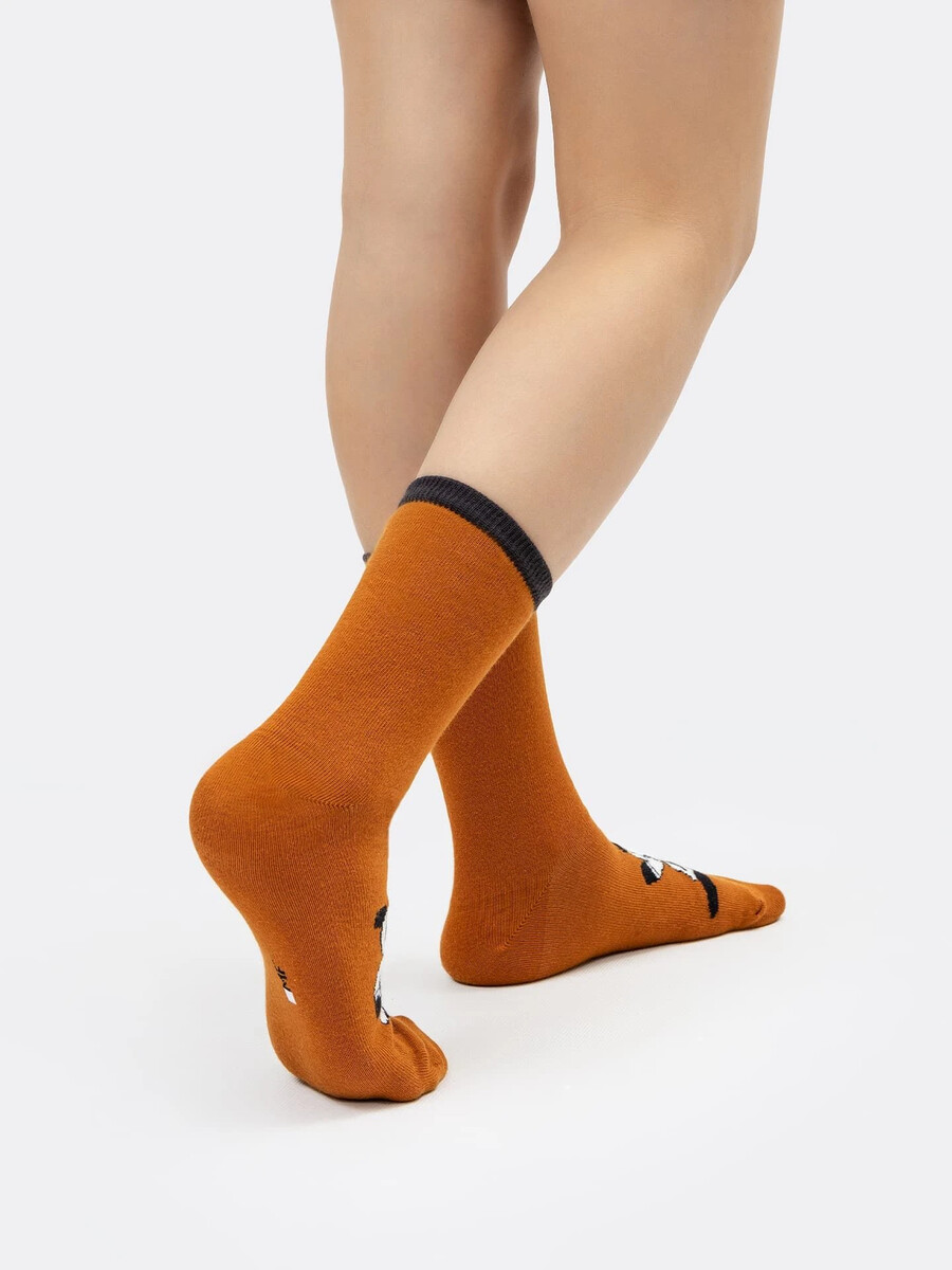 фото Детские носки в коричневом цвете с рисунком в виде панд mark formelle