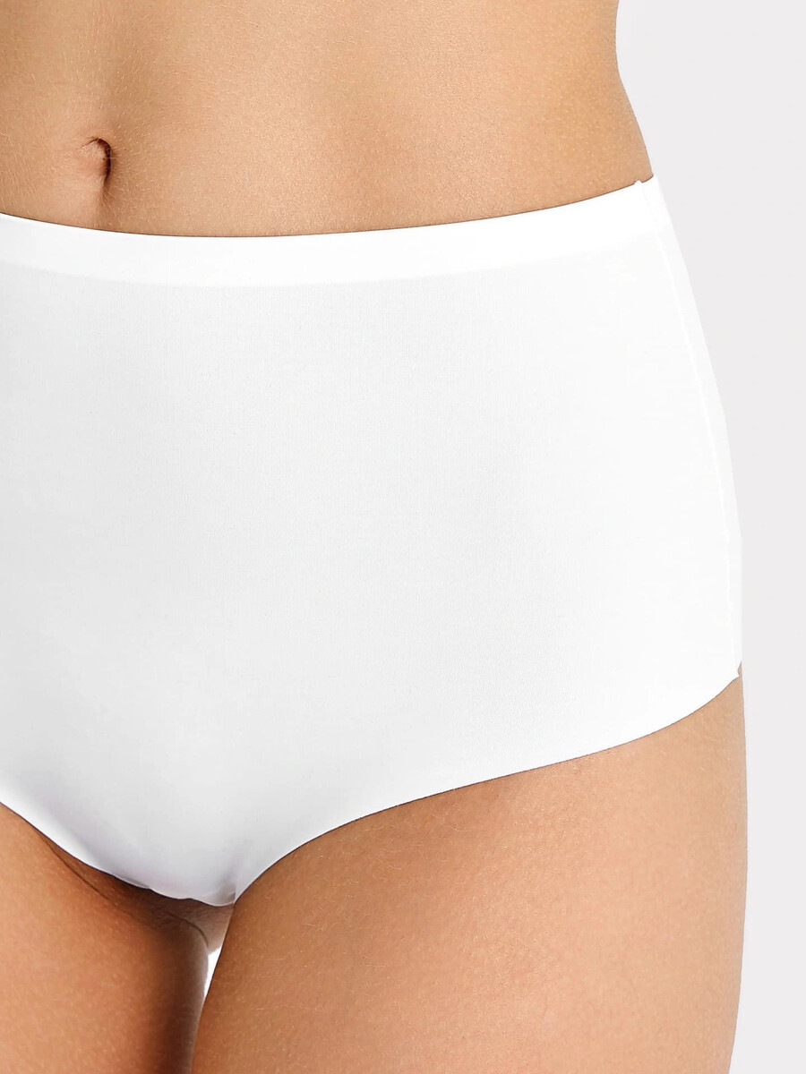 фото Трусы женские макси в белом цвете mark formelle