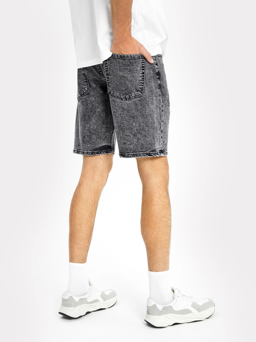 фото Джинсовые серые шорты для мужчин mark formelle