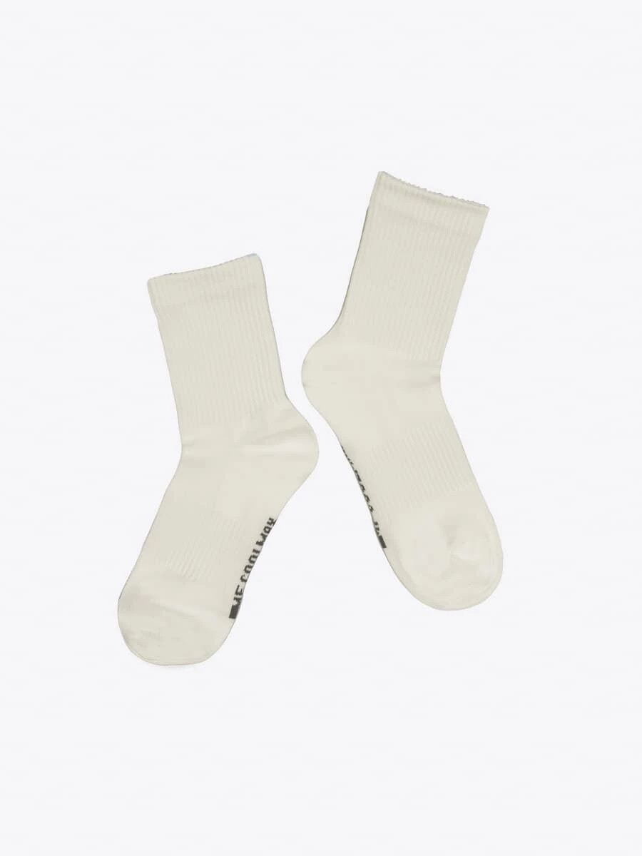 Спортивные высокие мужские носки из пряжи coolmax® белого цвета