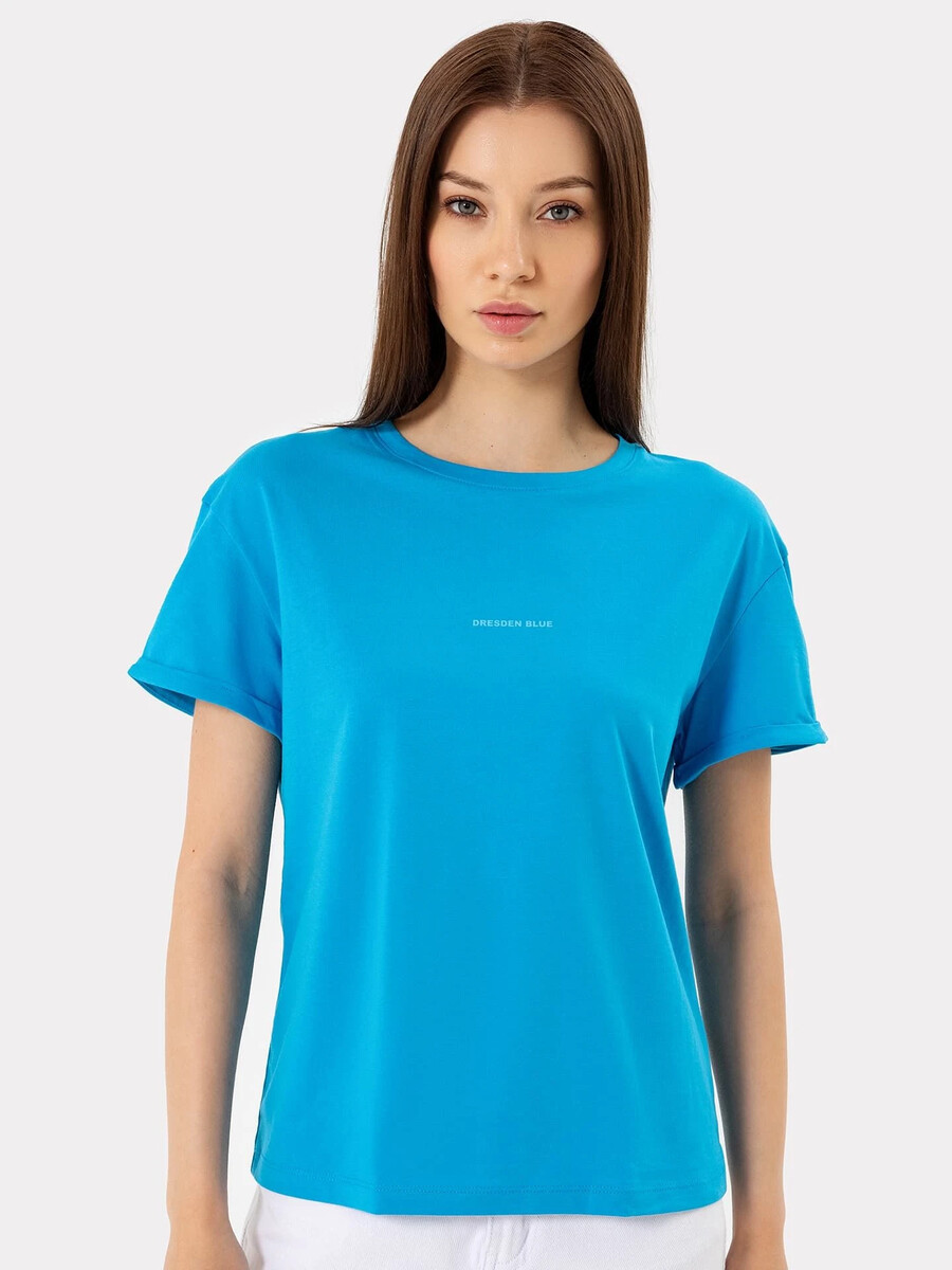 Футболка женская базовая голубого цвета с минималистичным текстом футболка женская базовая коричневого а
