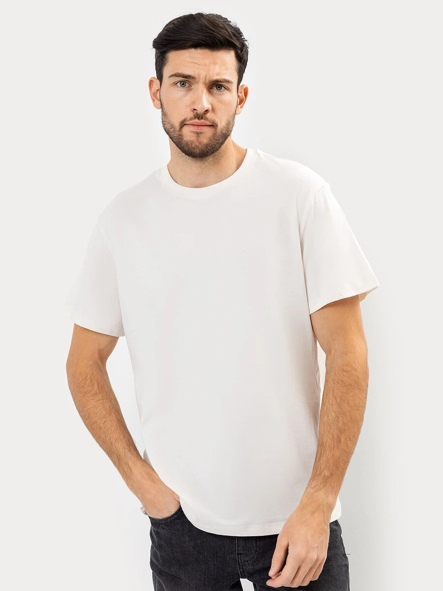 Футболка мужская базовая в белом оттенке футболка мужская в оливковом оттенке с темной полоской