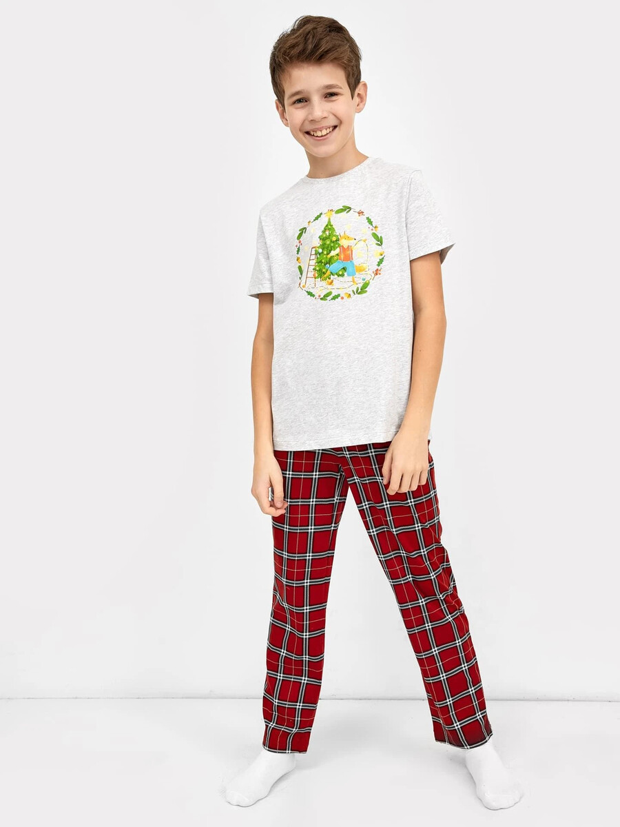 Комплект для мальчиков (футболка и брюки в красную клетку)