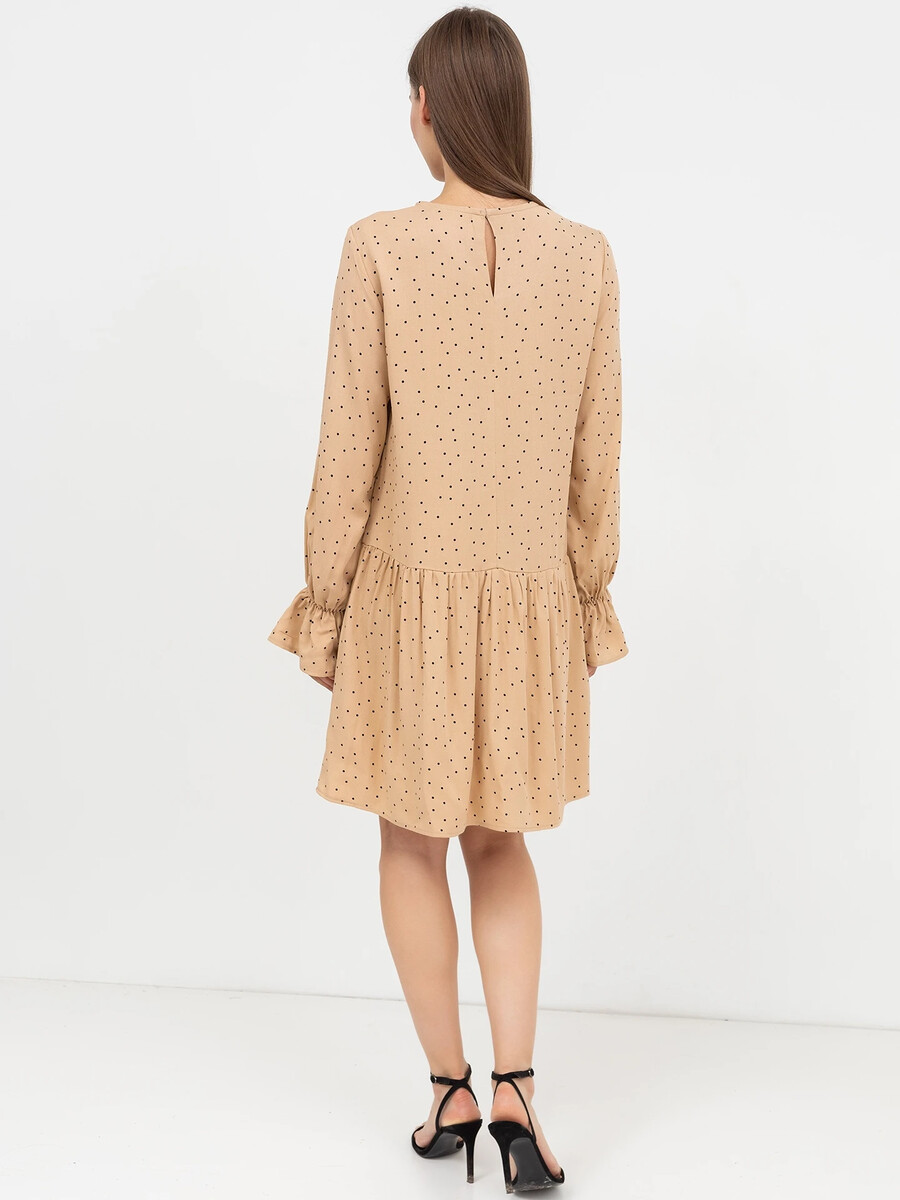Свободное текстильное платье с длинными рукавами бежевого цвета в мелкий горошек Mark Formelle 07627531 - фото 2