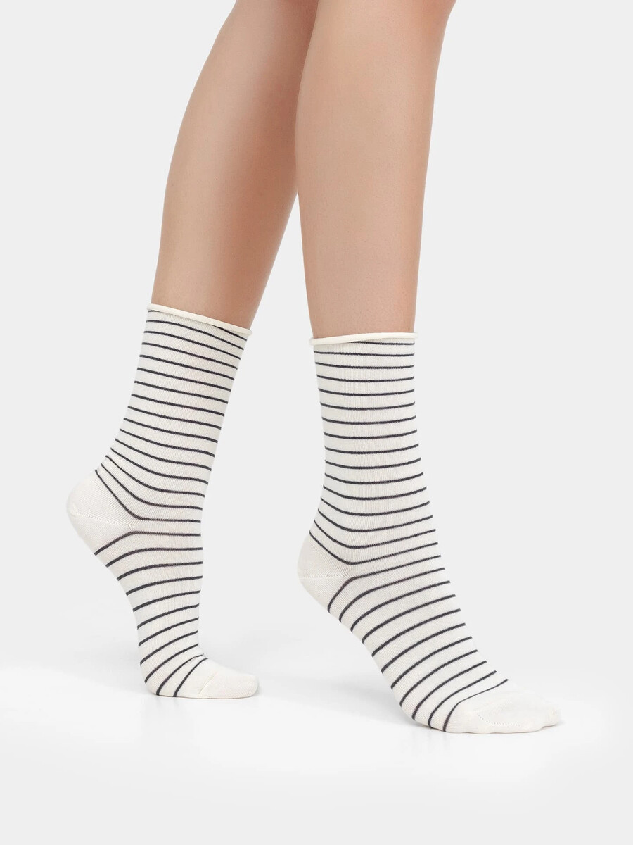 Высокие женские носки без резинки кремового цвета в полосочку носки женские organomica sport белый