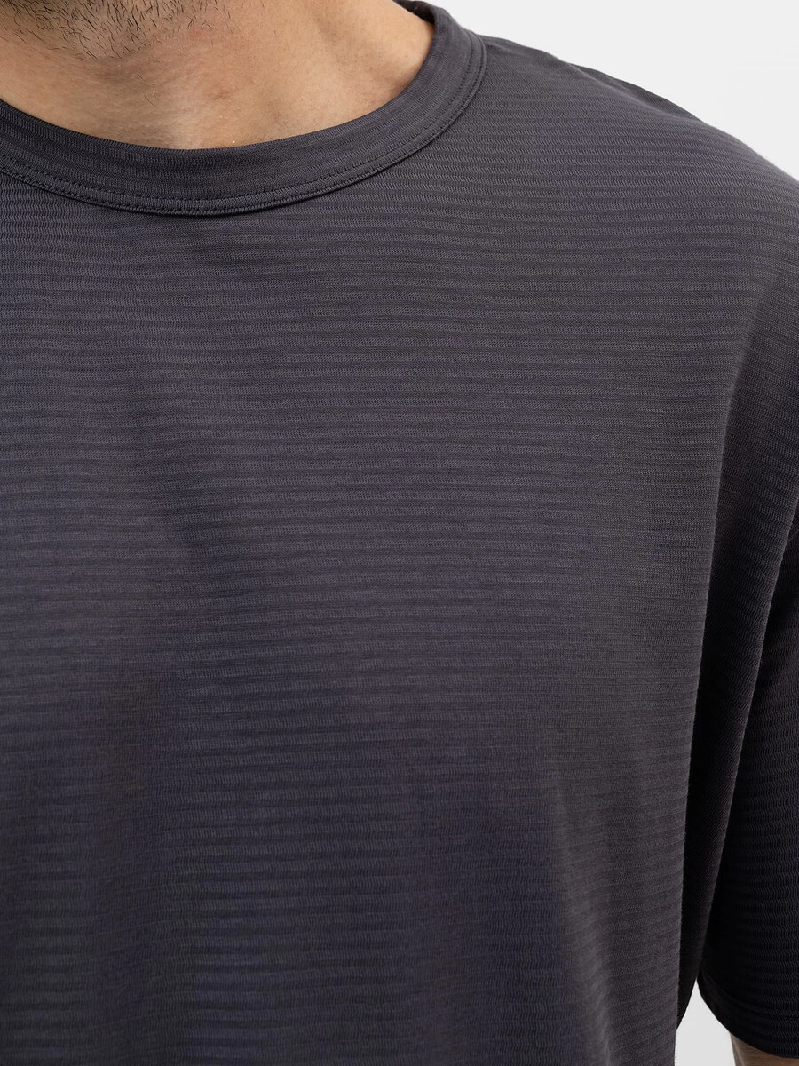 Хлопковая однотонная футболка в темно-сером цвете Mark Formelle 07634165 - фото 3