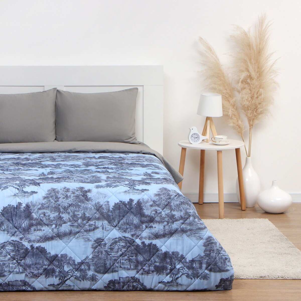 

Покрывало спальное, Серый