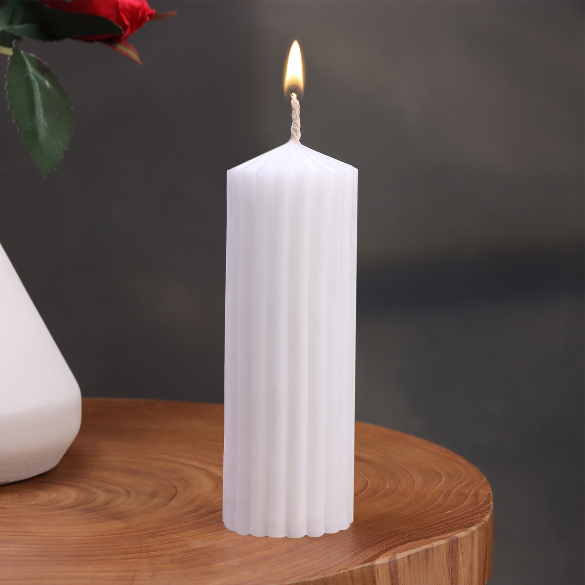 Свеча-цилиндр с ребрами, 4х12см., белая свеча цилиндр гладкая 7х10 5 см пальмовый воск белая 18 ч