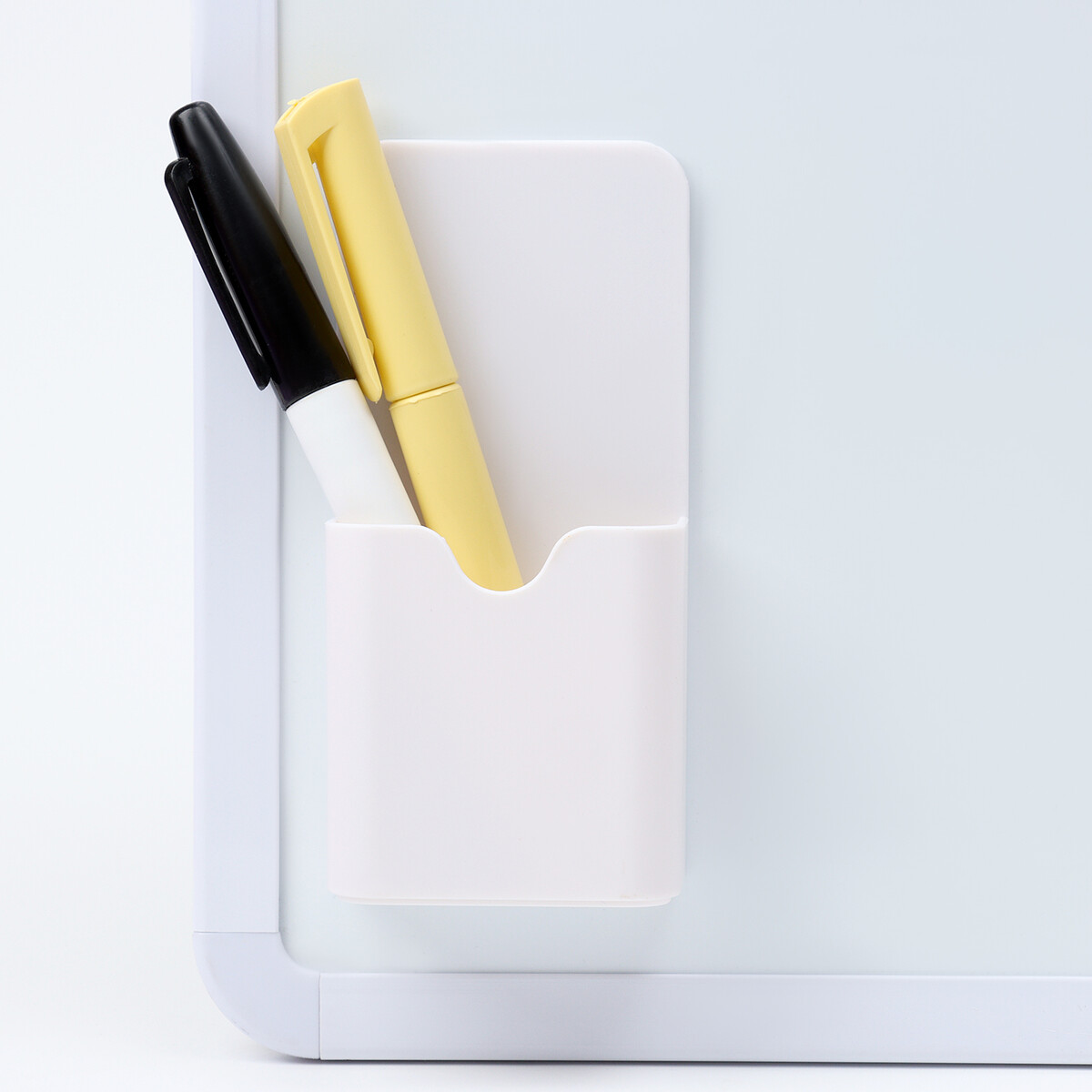 Магнитная универсальная подставка для маркеров и губок белого цвета подставка для ножей магнитная из бамбука zwilling