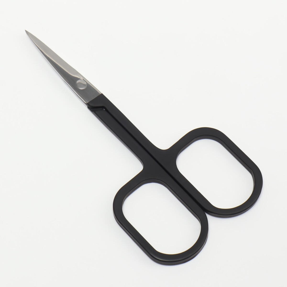 Ножницы маникюрные, узкие, прямые, с прорезиненными ручками, 9 см, цвет серебристый/черный ножницы маникюрные прямые узкие 10 5 см серебристый