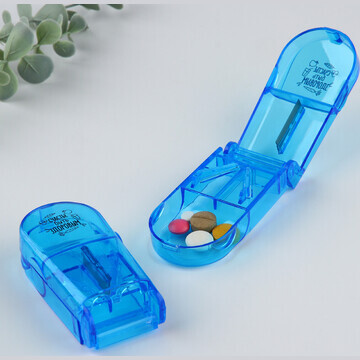 Таблетница с таблеторезкой