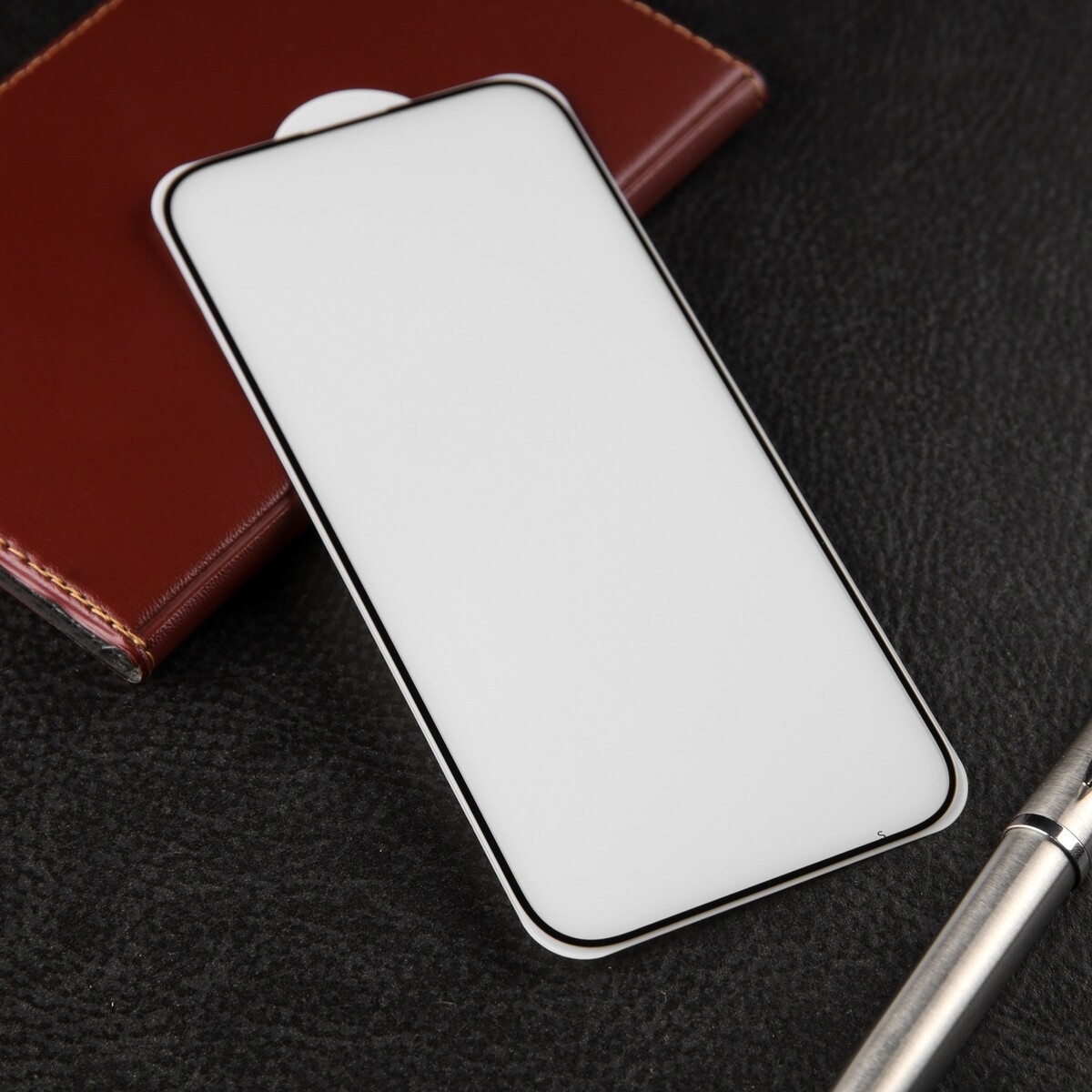 

Защитное стекло для iphone 15, 9h, 0.33 мм, черная рамка