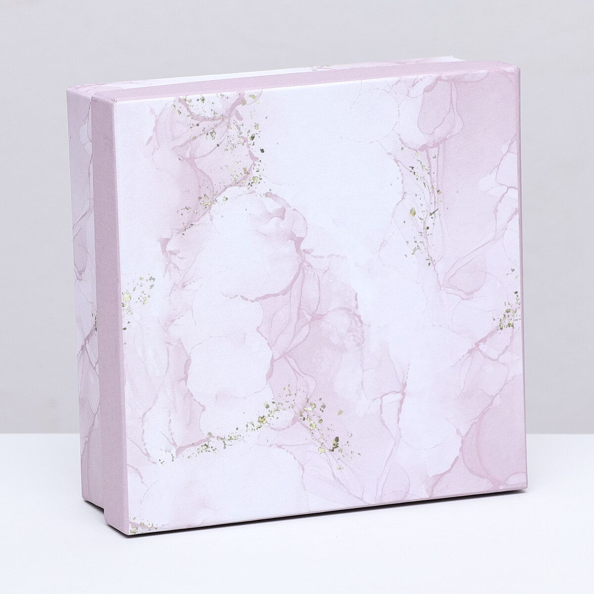 Подарочная коробка квадратная шкатулка кожзам для украшений элегия квадратная розовый 5х10х10 см