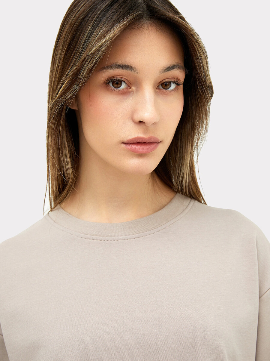 фото Футболка женская в коричневом цвете mark formelle