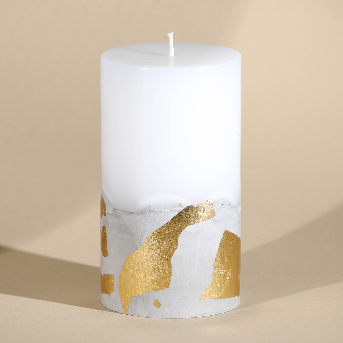 Свеча интерьерная белая с бетоном (поталь), 12,5 х 7 см свеча античная 2 2х26 см пальмовый воск белая 2 ч