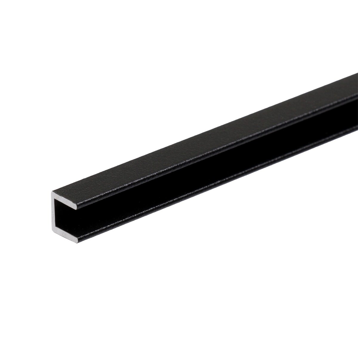 Торцевая планка для стеновой панели длина 4 мм, черная, 0,6 м планка ответная sp 2r 09