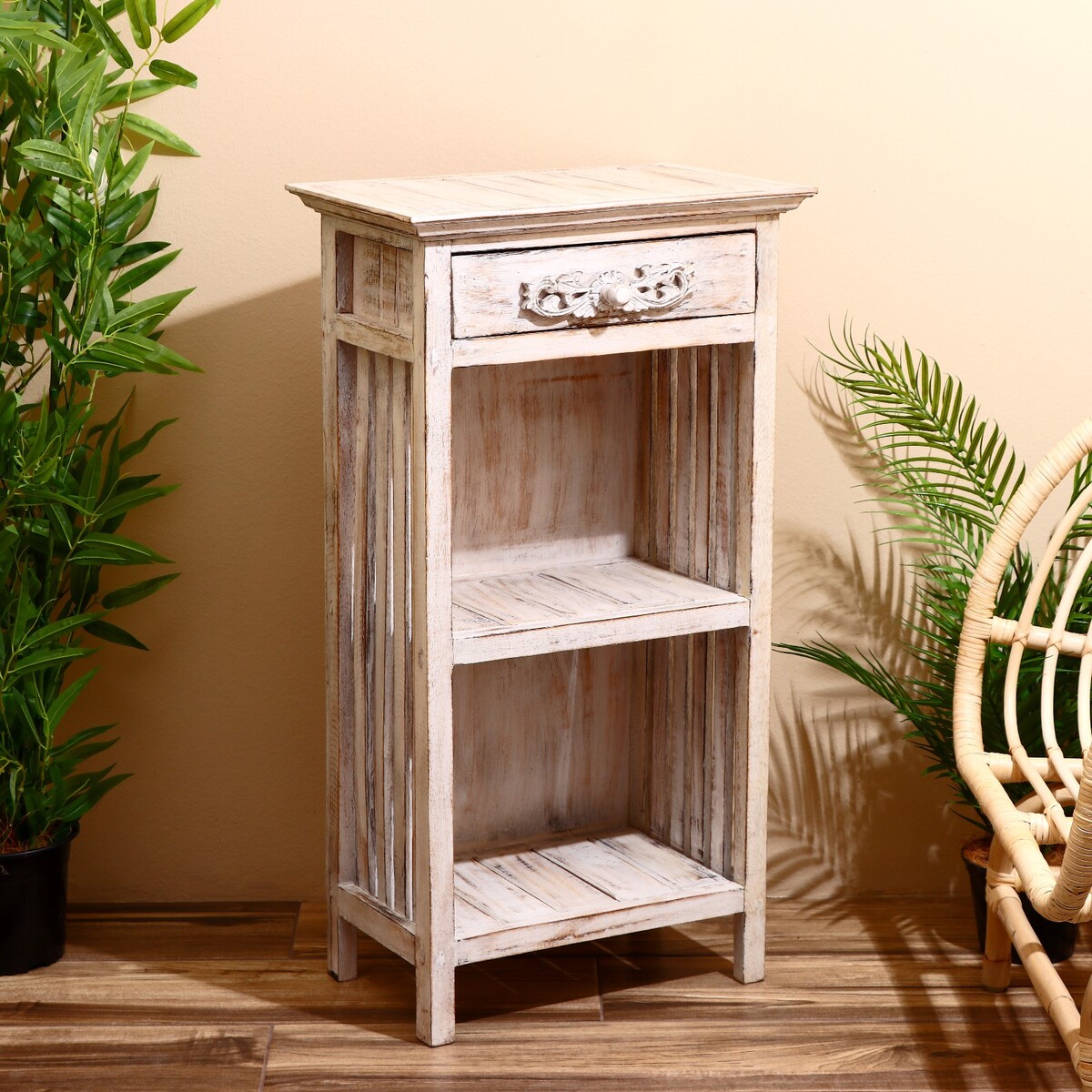 

Тумба, Белый