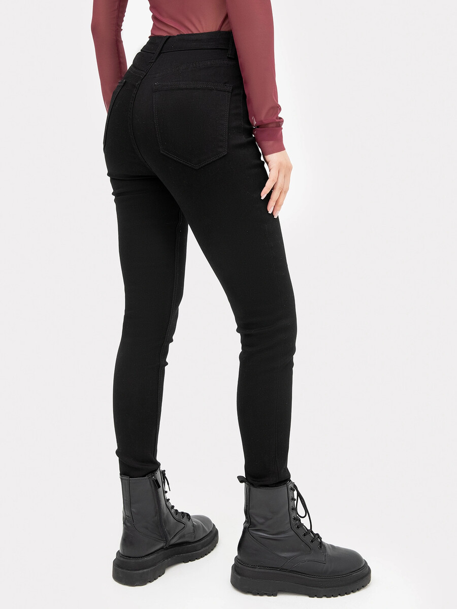 фото Брюки женские джинсовые в черном цвете mark formelle