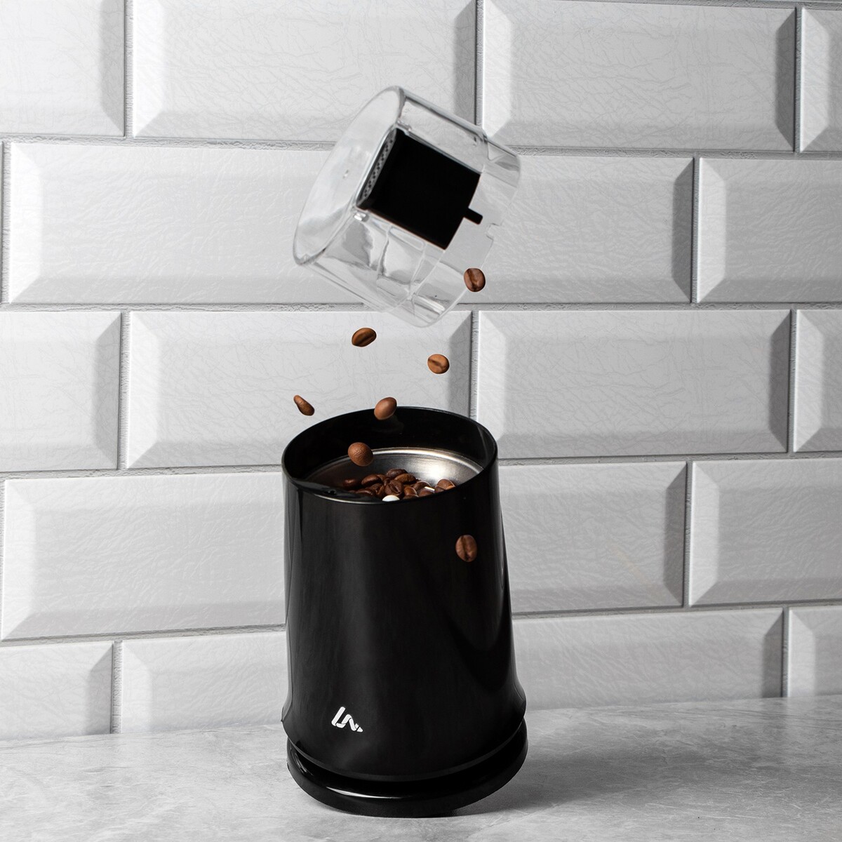 Кофемолка электрическая luazon lcg-02, 120 вт, 80 г, черная кофемолка микма ип 33 white orange