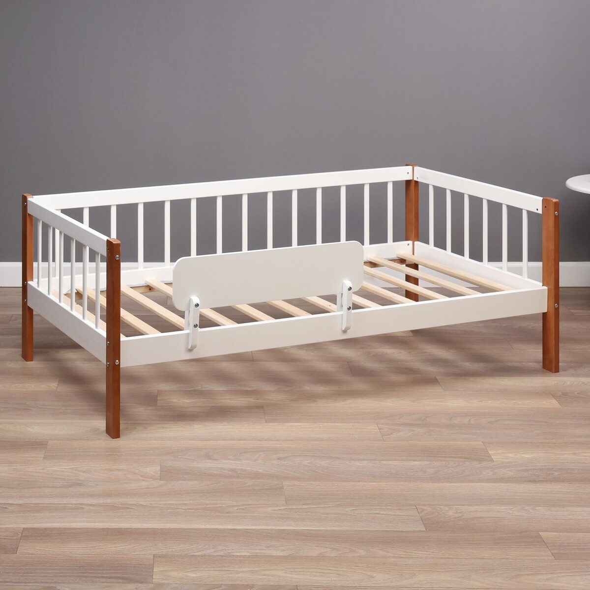 Кровать детская сова, спальное место 1600*800, белый/коричневый
