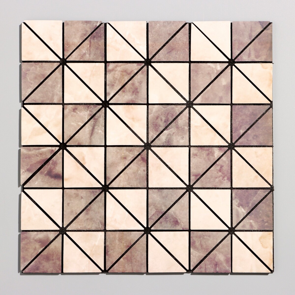 Панель самоклеящаяся 30*30см мягкая, треугольники коричневые панель самоклеящаяся 30 30см мягкая треугольники коричневые