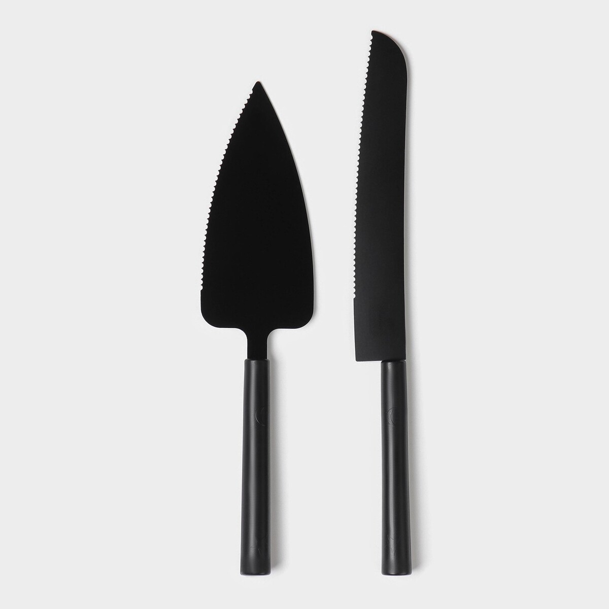 Набор кондитерских инструментов доляна black, 2 предмета: лопатка (длина лезвия 12,5 см), нож (длина лезвия 16,5 см), цвет черный