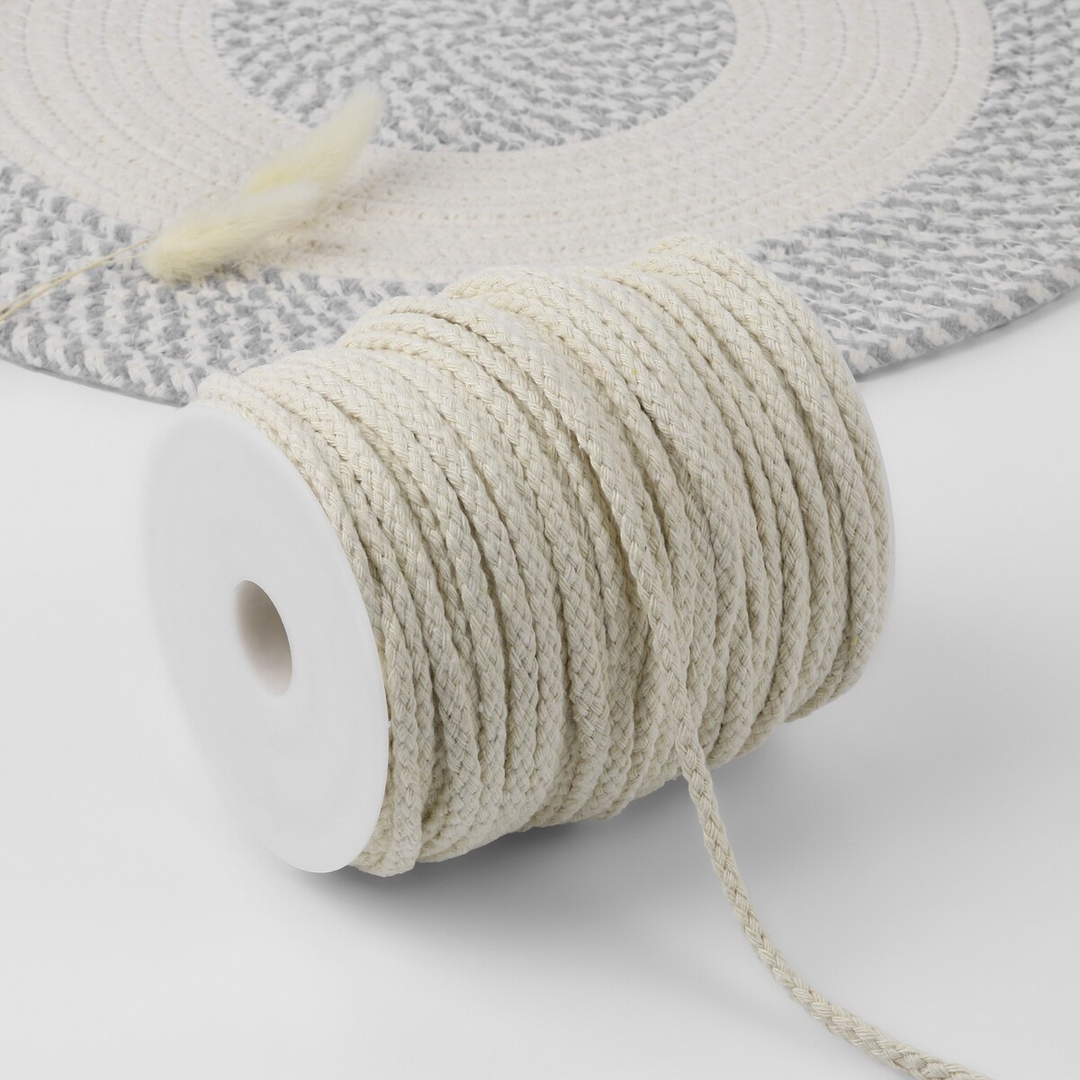 Шнур для плетения, хлопчатобумажный, без сердечника, d = 5 мм, 50 ± 1 м, цвет белый No brand