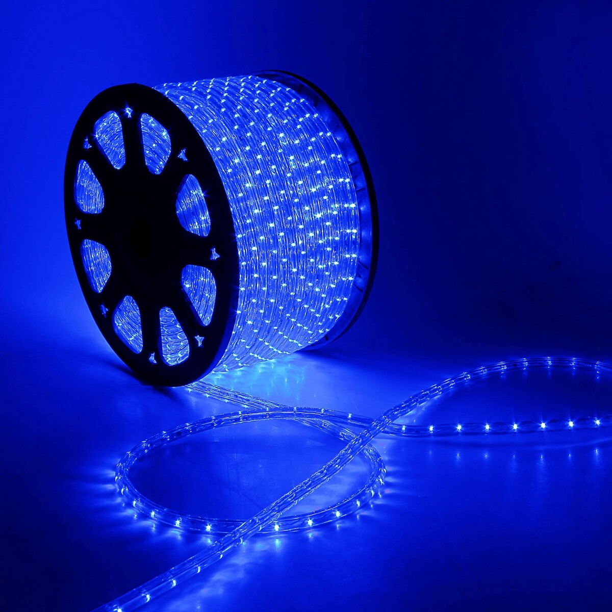 Световой шнур luazon lighting 13 мм, ip65, 100 м, 36 led/м, 220 в, 2w, постоянное свечение, свечение синее гибкий неон luazon lighting 6 × 12 мм ip65 10 м smd2835 120 led м 12 в свечение синее