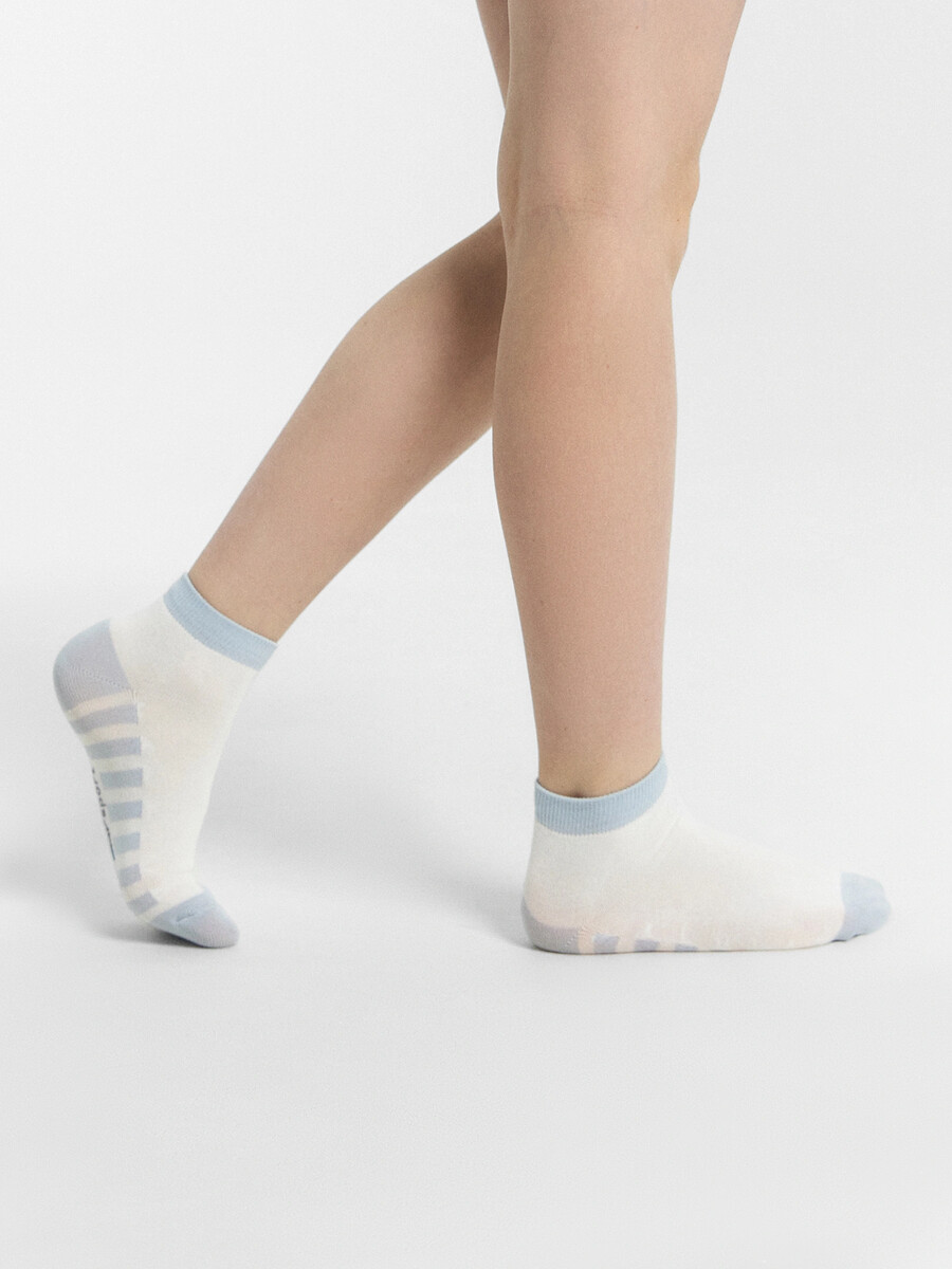 Носки детские белые с полосками по следу