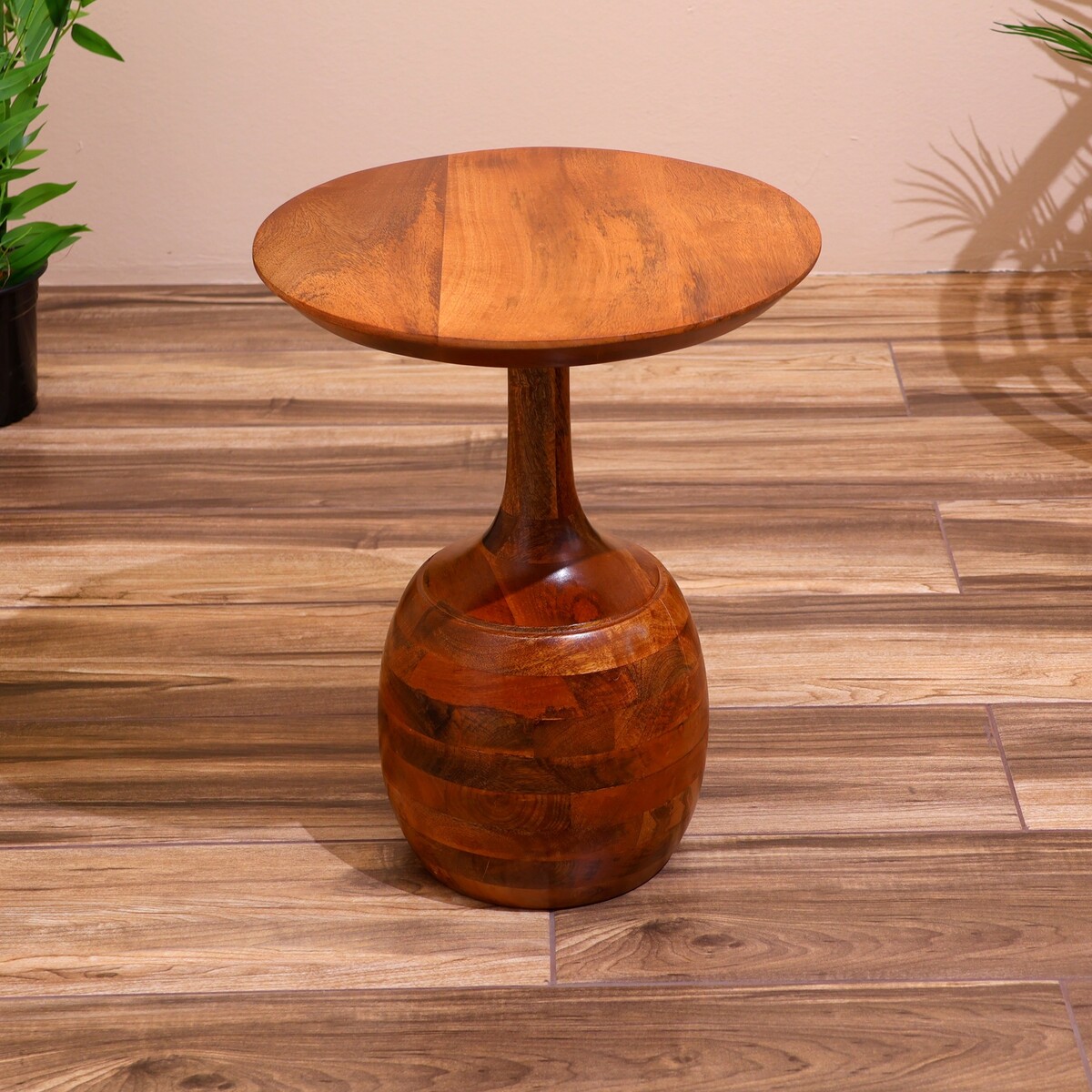 Столик кофейный 40х40х52 см, манговое дерево