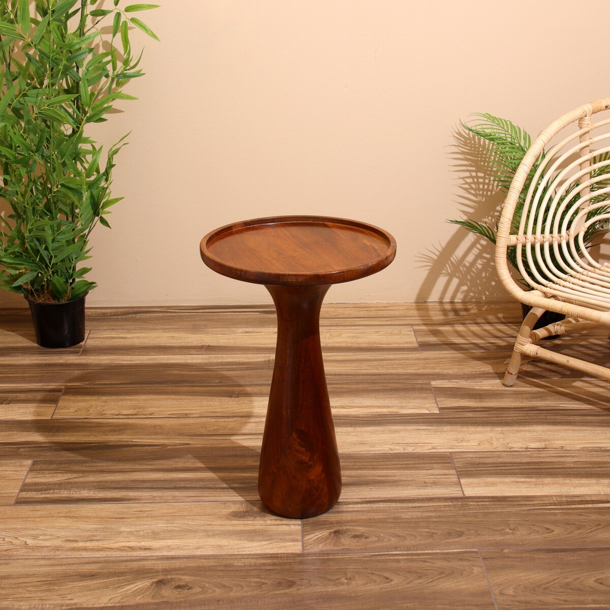 Столик кофейный 40х40х60 см, манговое дерево