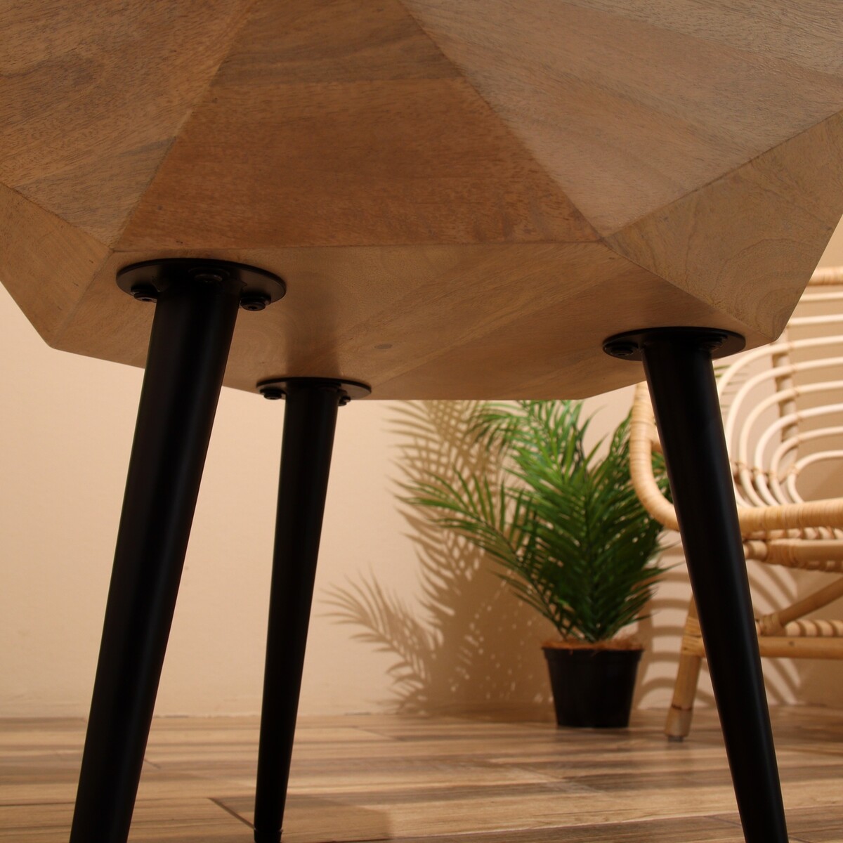 Столик кофейный 51х51х50 см, манговое дерево No brand 011641755 - фото 4