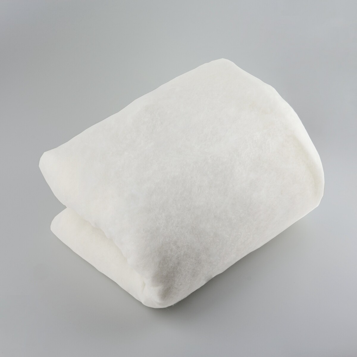 

Синтепон полотно нетканое, 200г/кв.метр, 150 × 150 см, цвет белый