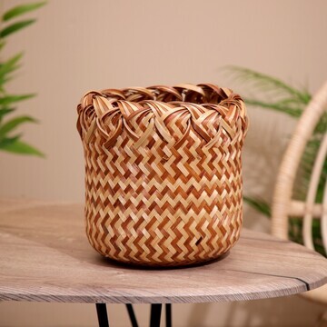 Корзинка плетеная, из бамбука 20х20х25 с