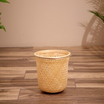 Корзинка плетеная, из бамбука 22х22х25 с