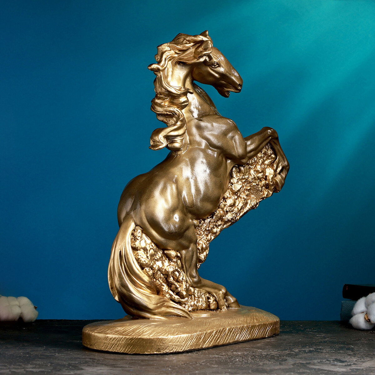 

Фигура, Бронзовый