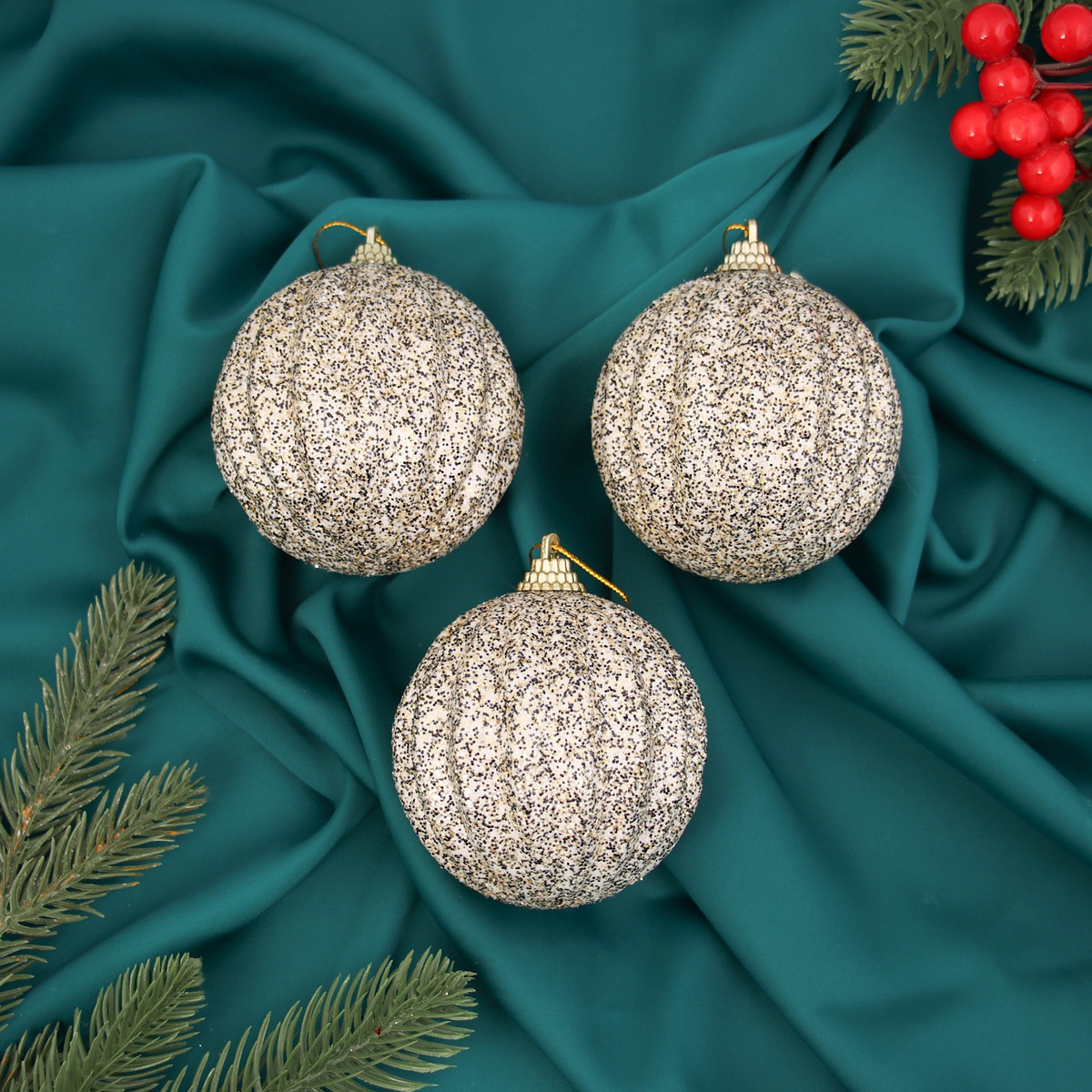 

Ёлочные игрушки, Серебристый