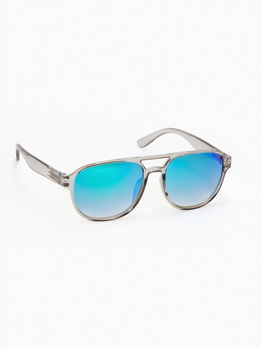 

Очки солнцезащитные onesun, uv 400, ширина 15 см, дужка 15 см, линза 5.5×4.5 см