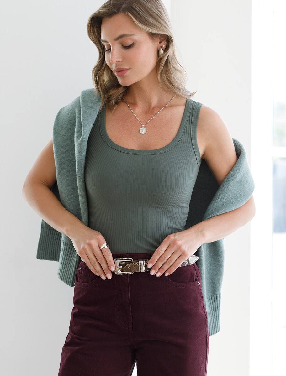 

Топ, Зеленый;т.оливковый