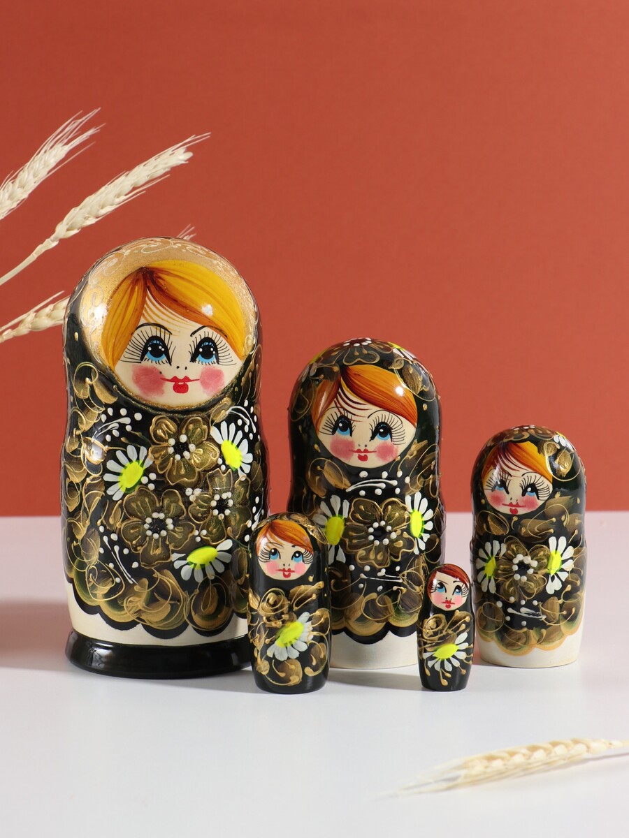 

Матрешка дерево, Разноцветный
