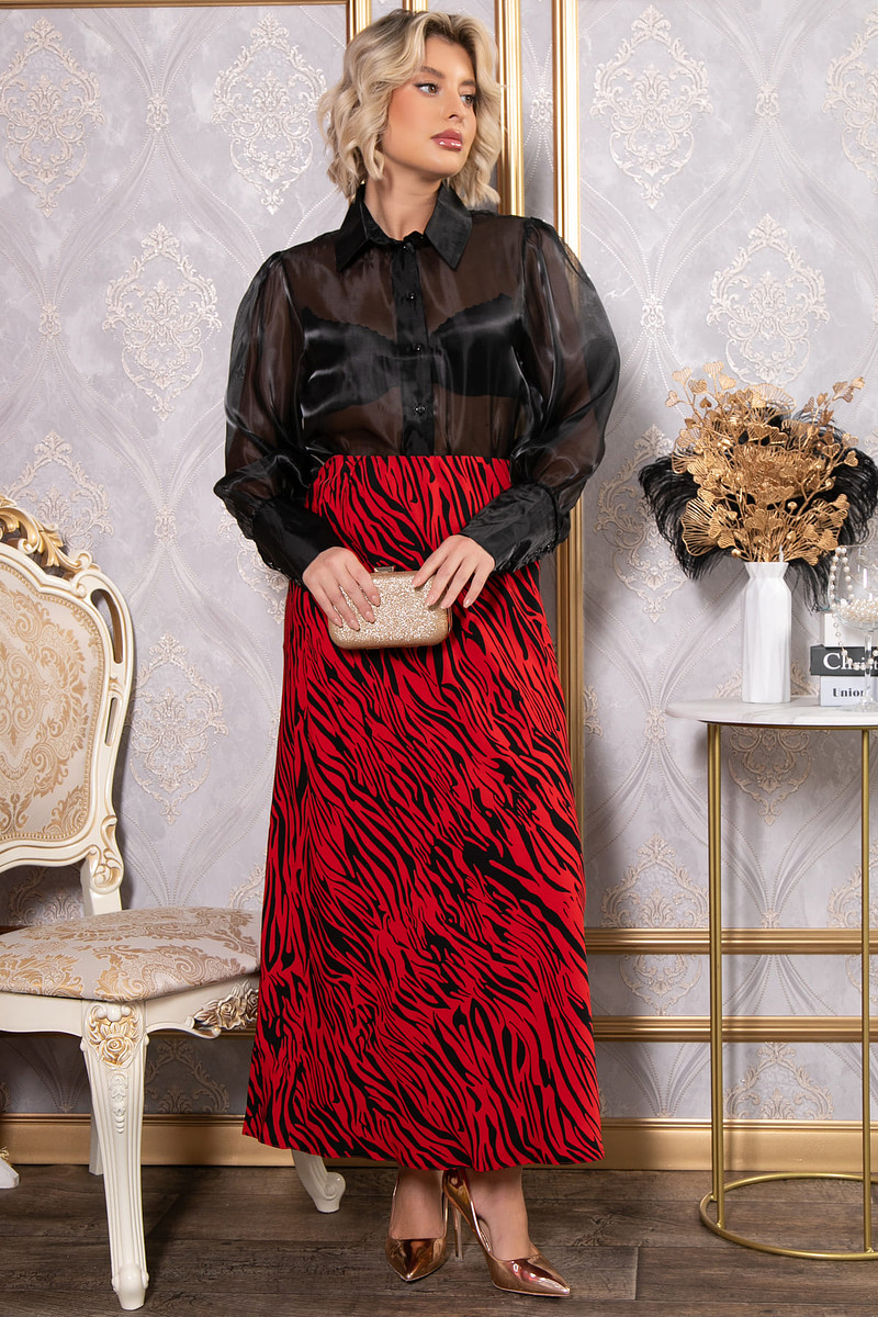 

Юбка, Красный