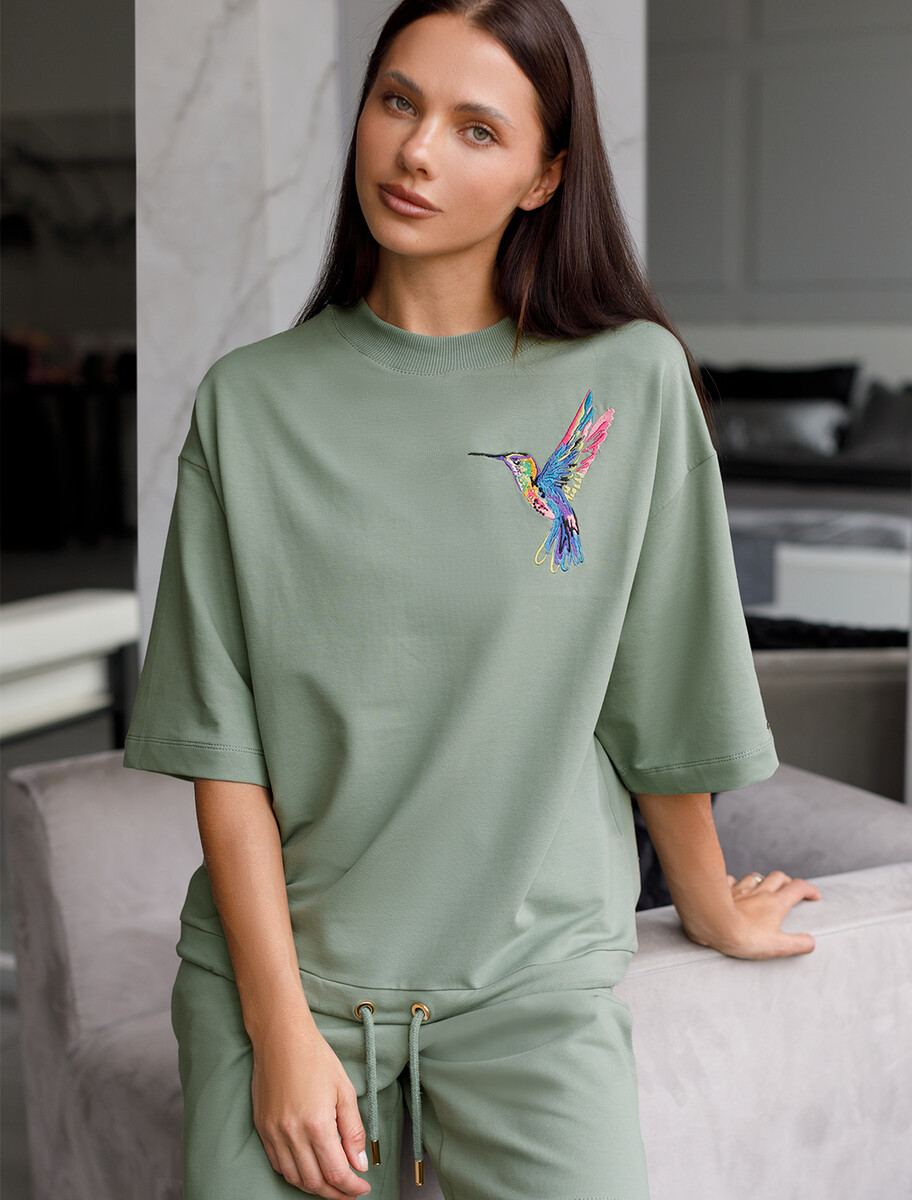 Футболка VILATTE 025605348 Св.оливковый_колибри 