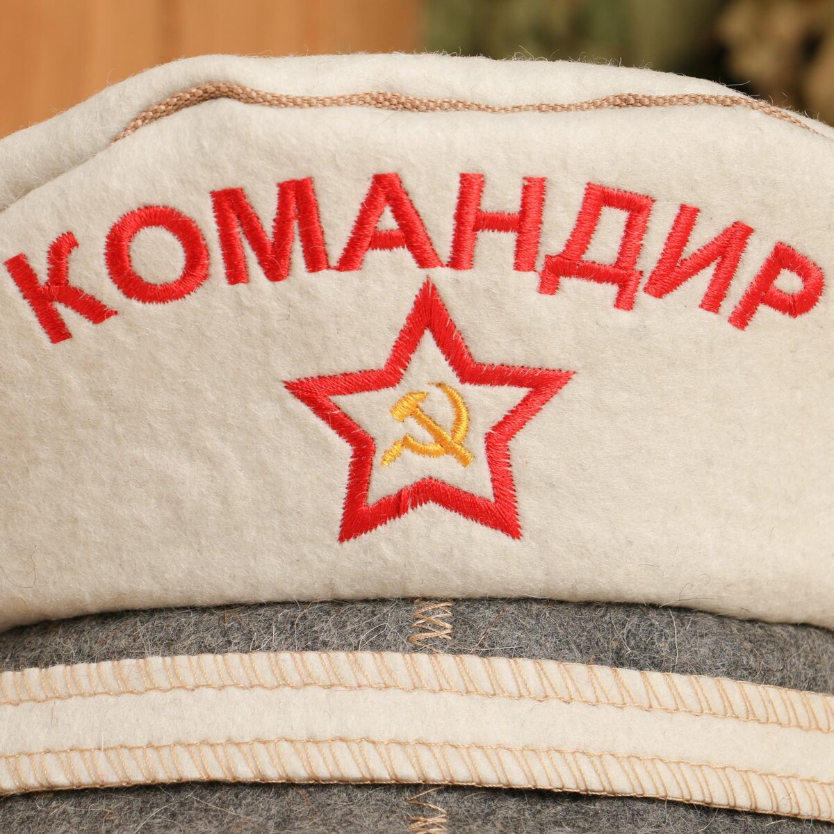 

Шапка, Красный;белый;серый;светлая
