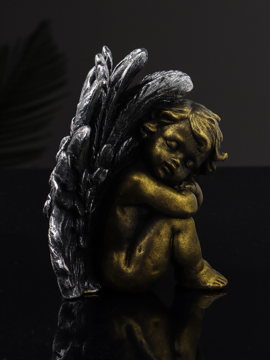 

Фигурка полистоун, Золотистый